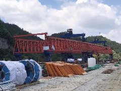 湖北愛範科技有限公司安全監控系統安裝于(yú)貴州架橋機