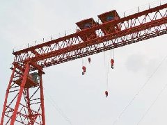 廣西龍門吊PLC安全監控系統順利完工
